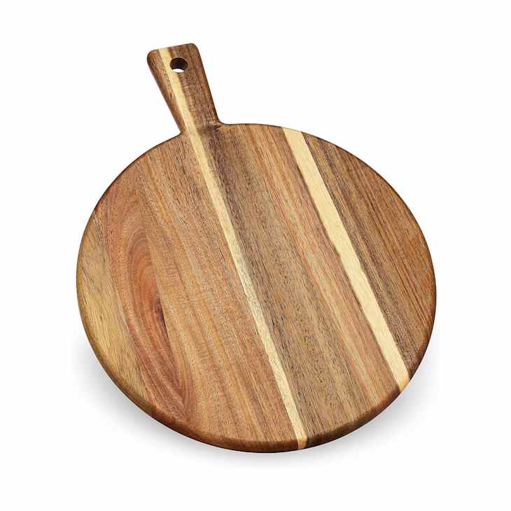 Round acacia board showing a curved product profile