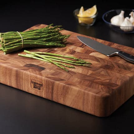 Thick acacia end-grain butcher block showing block pattern and depth